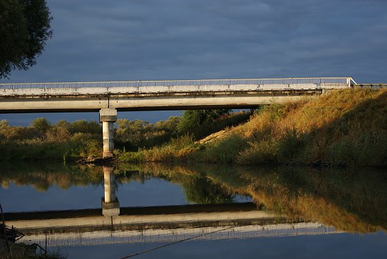 PK-37 
Утро перед дождём.